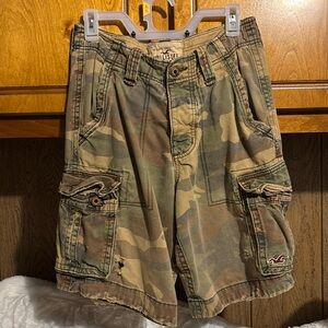 HOLLISTER MENS SHORTS SIZE 28